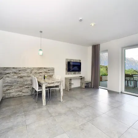 Malcesine-active&family Apart-hotel