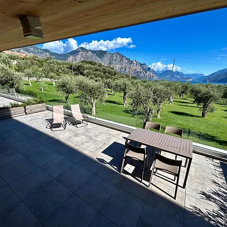 Malcesine-active&family Apart-hotel 4*